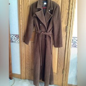 Wool and Alpaca long wrap coat. Vintage size 16. Harvé Benard